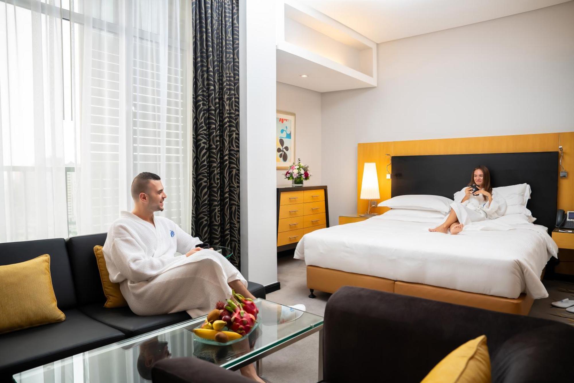Hala Arjaan By Rotana, Deluxe Hotel Apartments Abu Dhabi Eksteriør billede